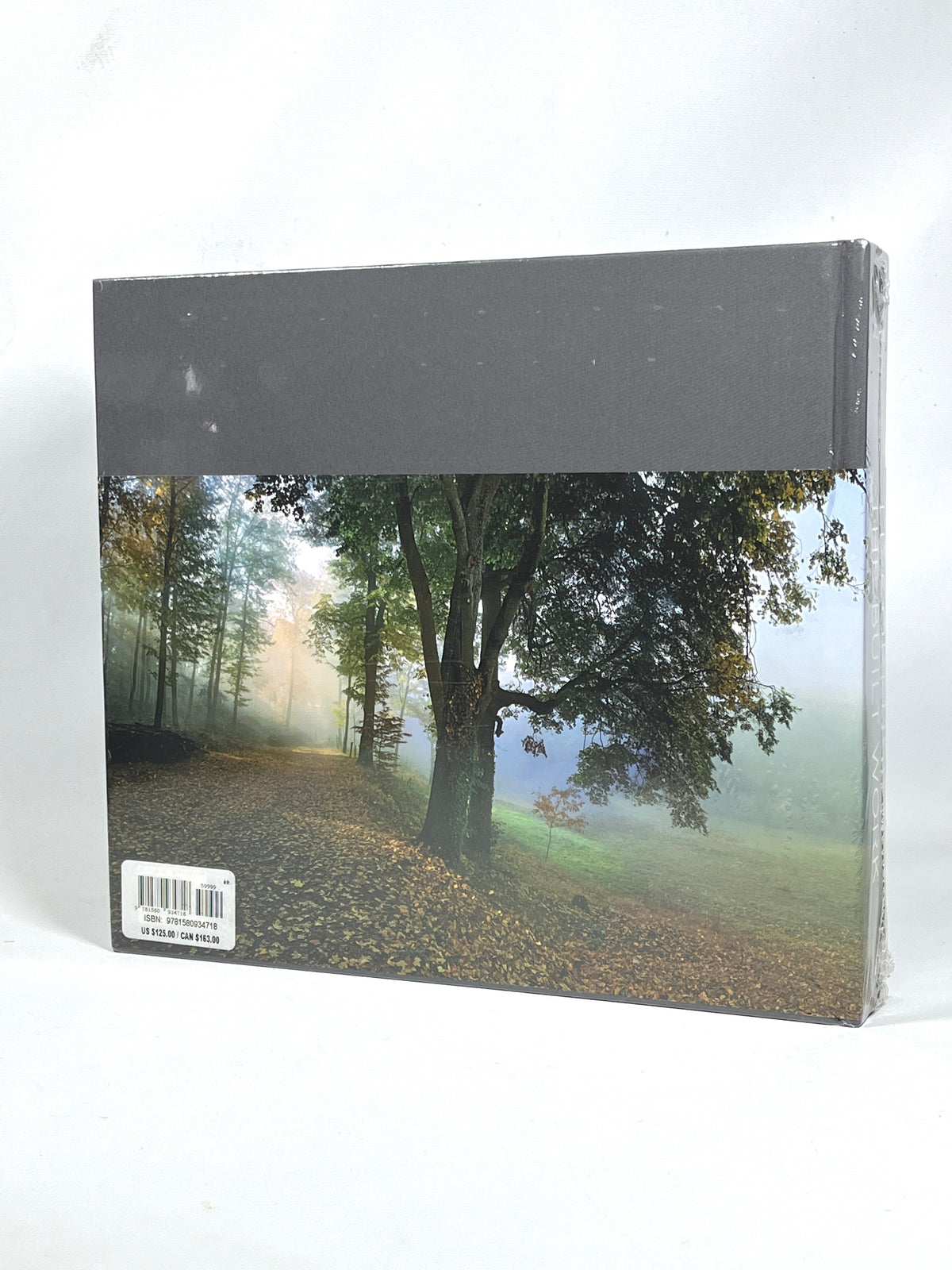 Richard Pare, Le Corbusier: The Built Work, Jean-Louis Cohen, 2018, New in shrink-wrap hardcover.