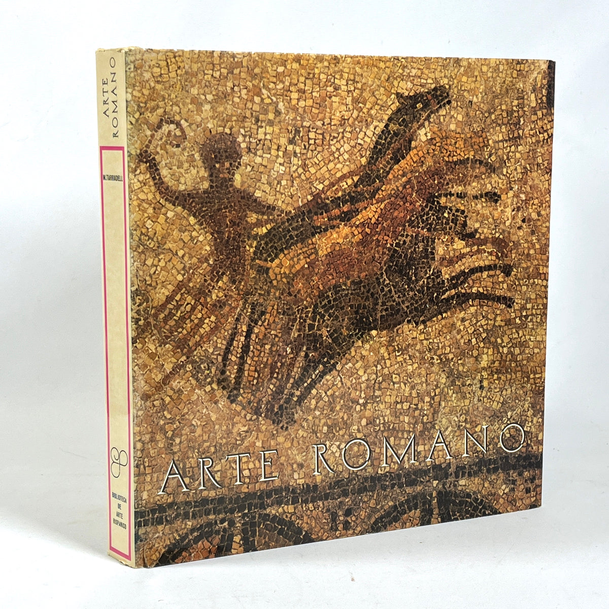 Arte Romano en España, M. Tarradell, 1969, Very Good + hardcover & dust jacket