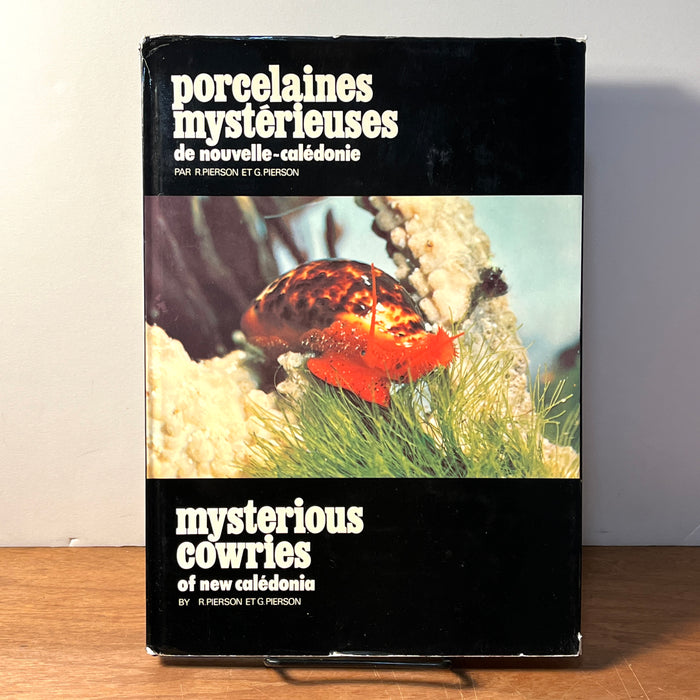 Porcelaines Mysterieuses de Nouvelle-Caledonie / Mysterious Cowries of New Caledonia, 1975, HC, VG.