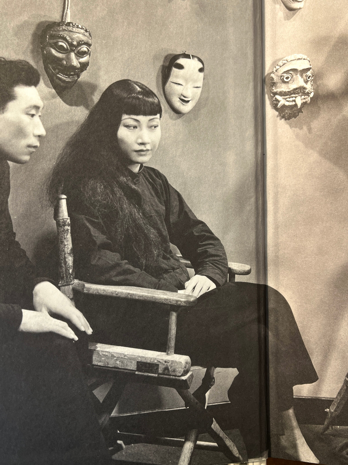 Hollywood Chinese: The Chinese in American Feature Films, Arthur Dong, 2019, HC, NF