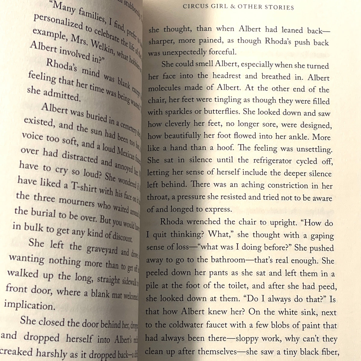 Lois Ann Abraham, Circus Girl & Other Stories, Ad Lumen Press, 2014, New, SC