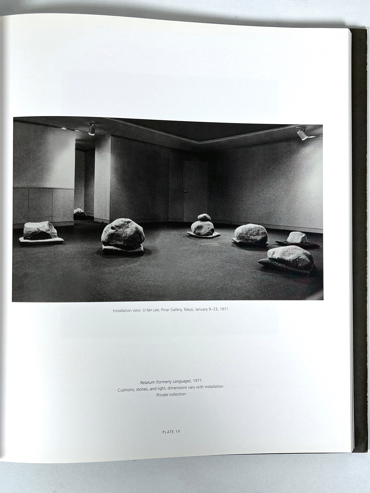 Lee Ufan: Marking Infinity, Alexandra Munroe, Guggenheim, 2011, Near Fine HC