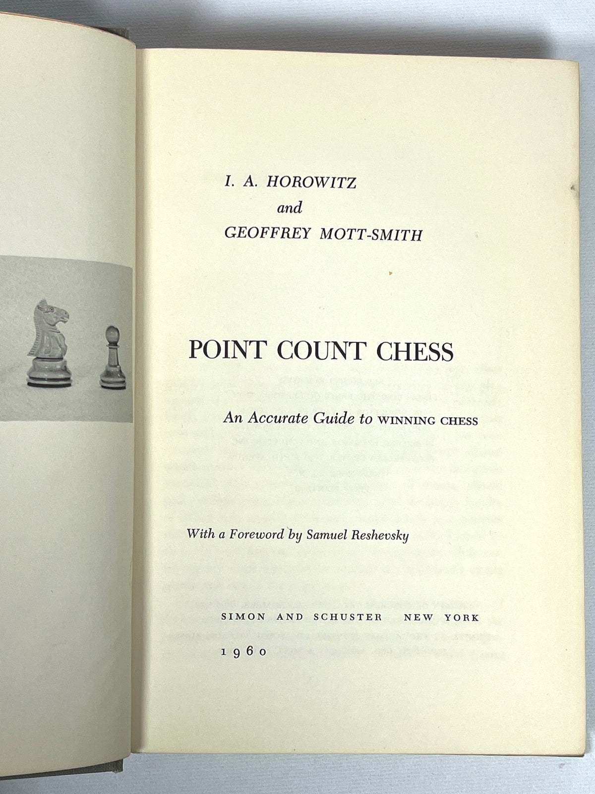 Point Count Chess, Israel Albert Horowitz, first print, Simon and Schuster, 1960 Near Fine hardcover