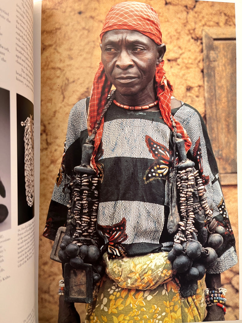 Beads, Body, and Soul: Art & Light in the Yorùbá Universe, 1997, SC, VG.