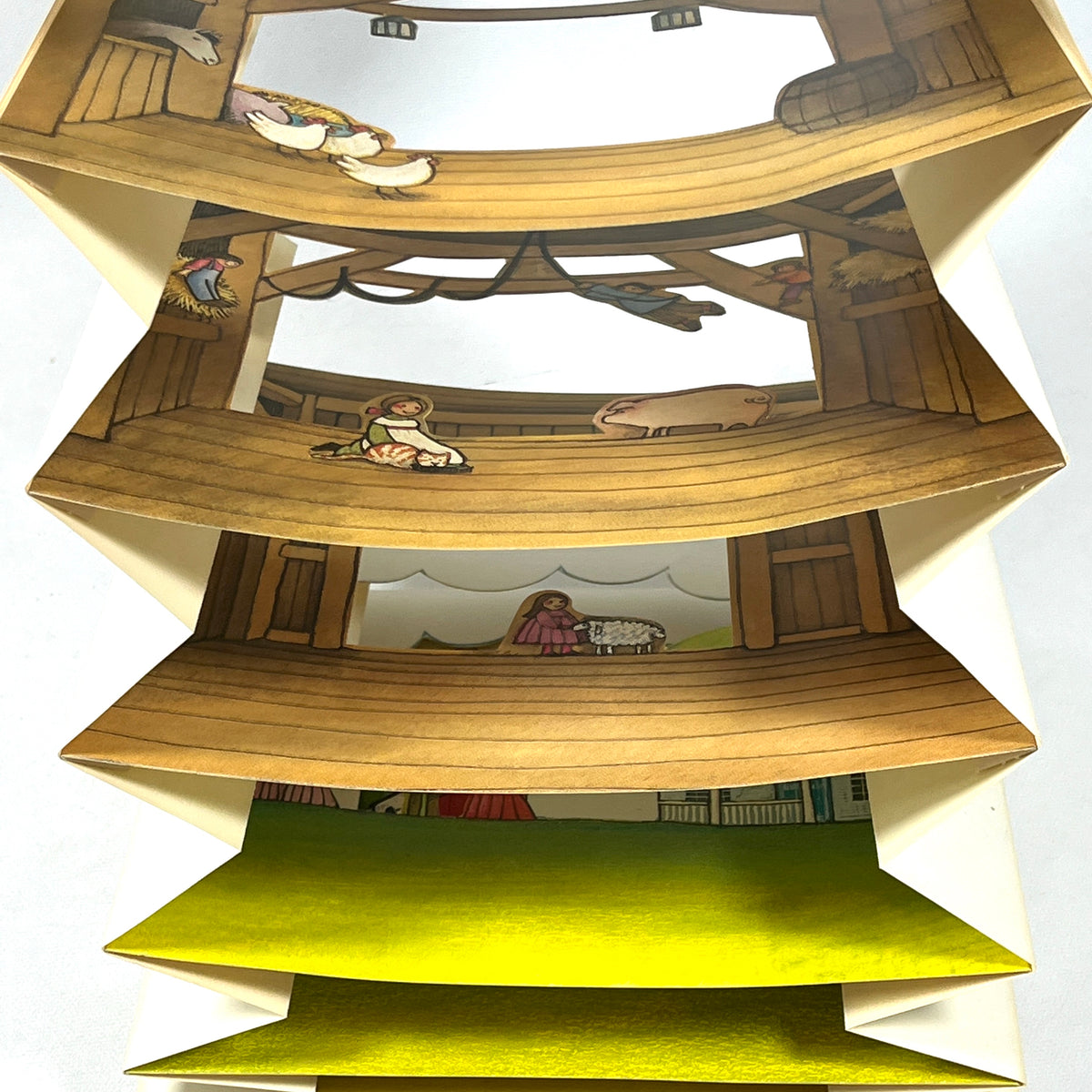 Tomie dePaola's Country Farm, Magic Windows, G P Putnam's Sons, 1984, Very Good HC