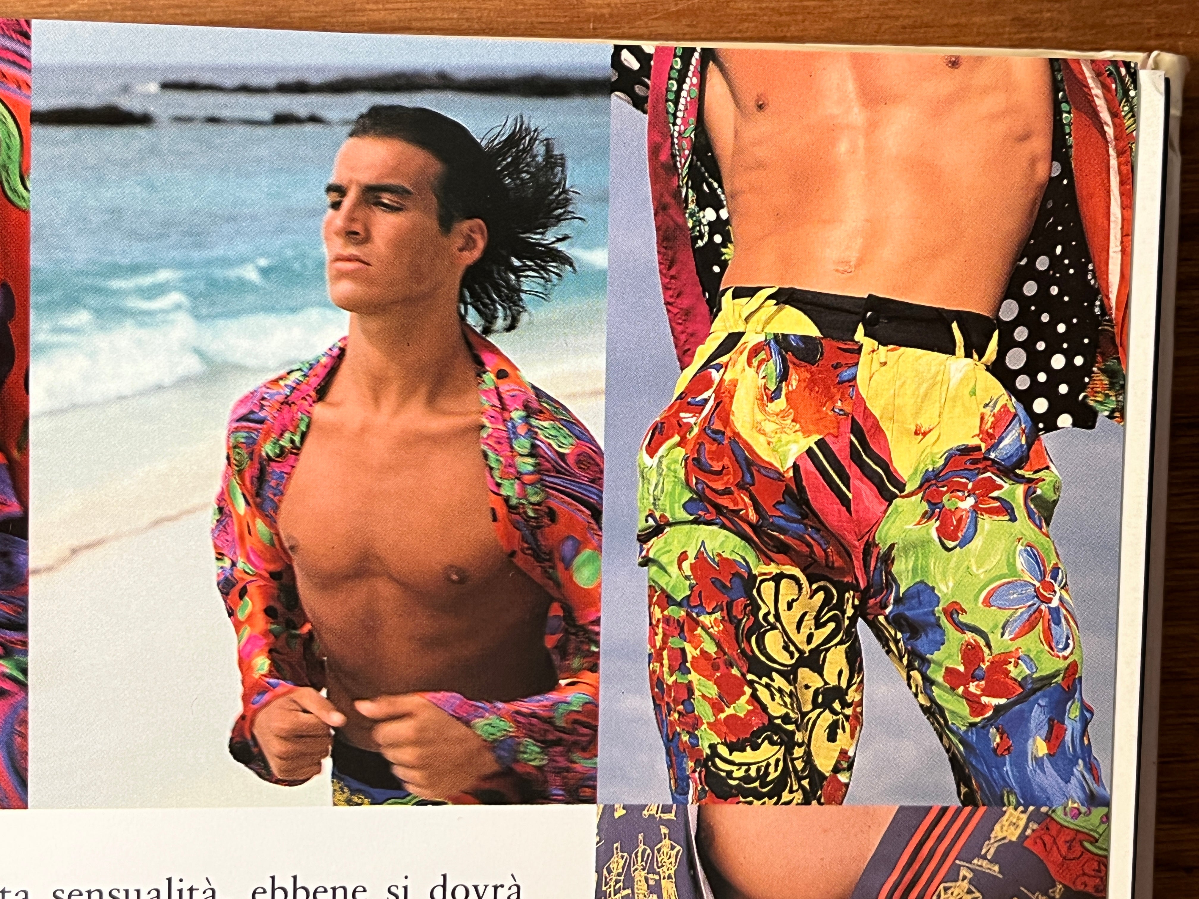 VANITAS Gianni Versace Designs雑誌 コレクション集 VANITAS Gianni Versace Designs雑誌 コレクション集 - メルカリ