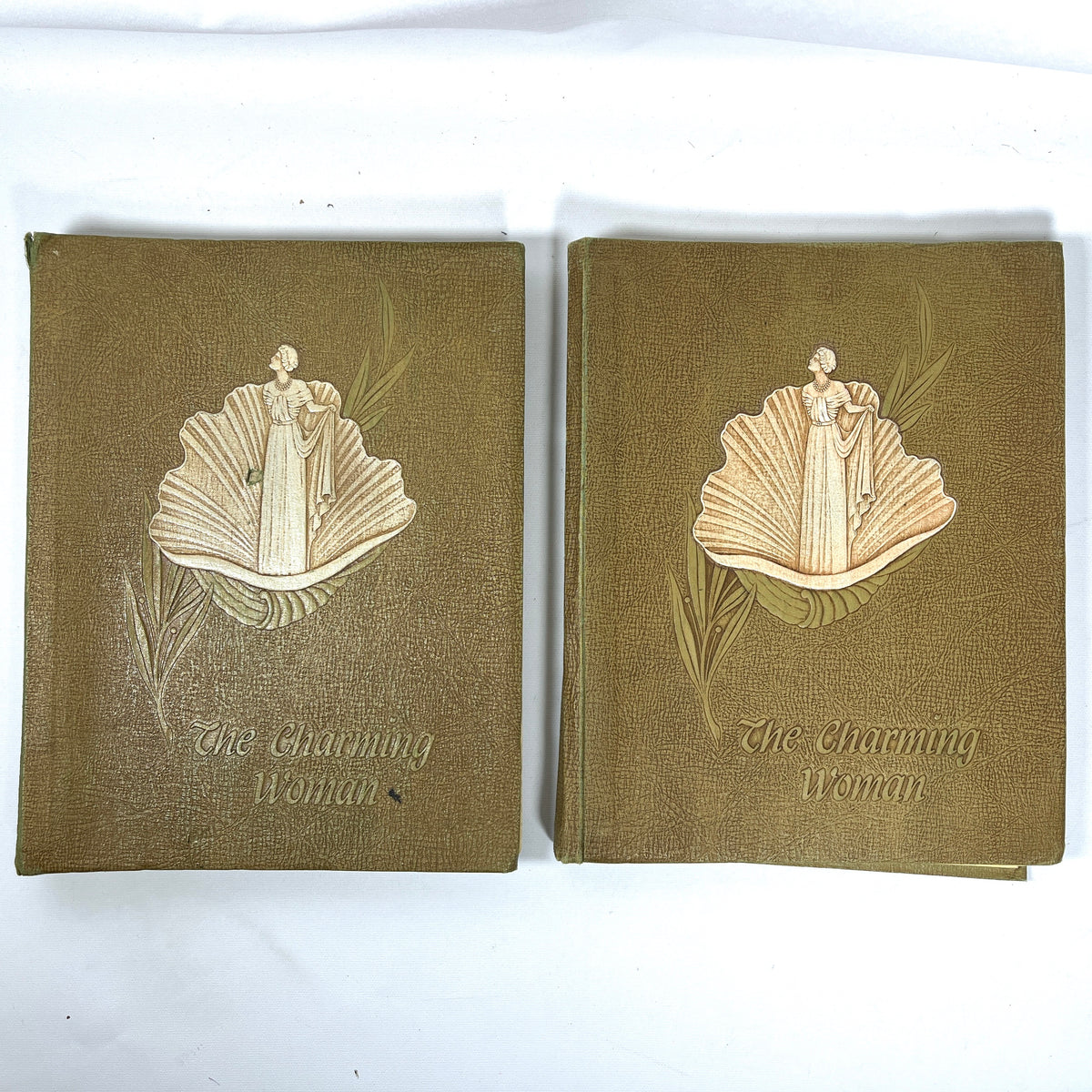 The Charming Woman, c. 1950-1951, 2 Binders (18 Magazines + 1 Guide), VG