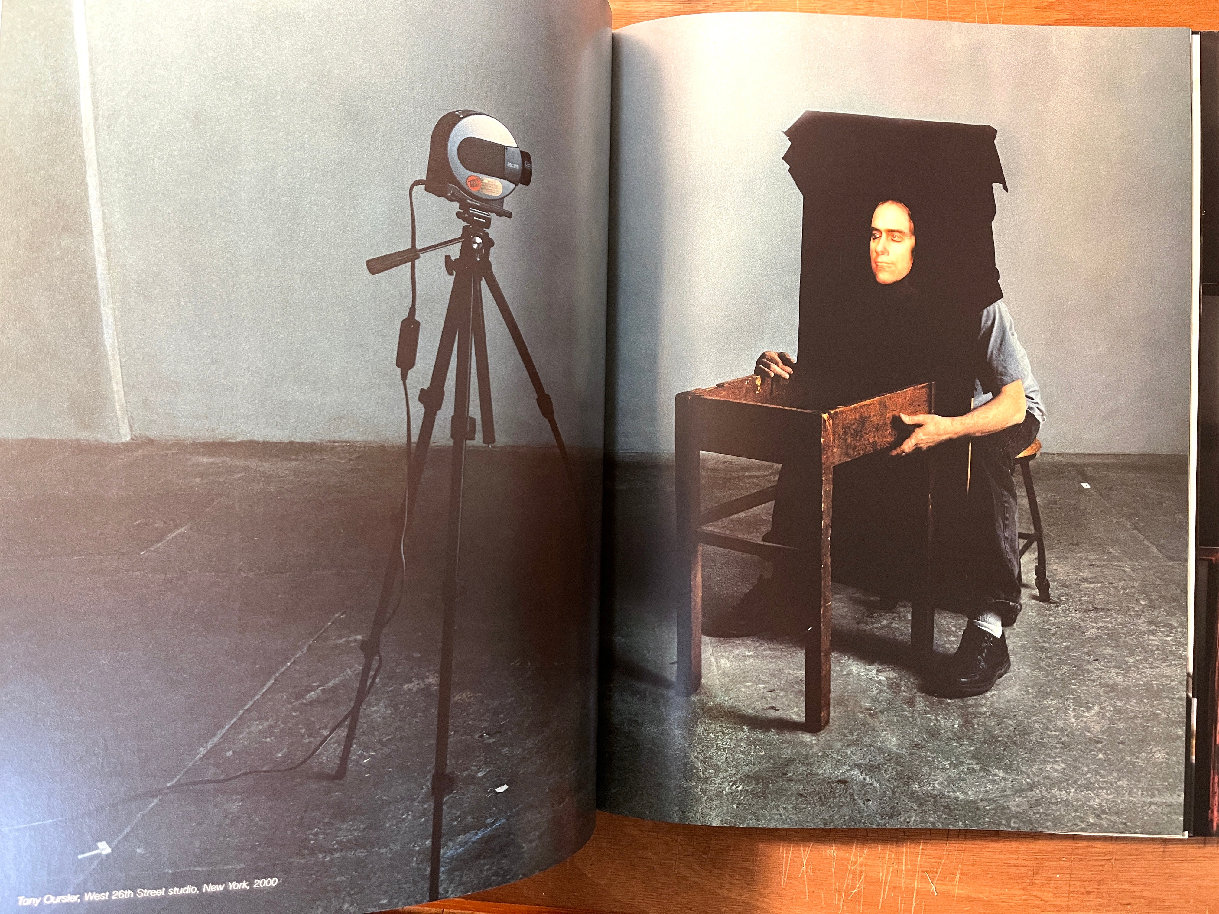 Annie Leibovitz, A Photographer's Life: 1990-2005, SIGNED Annie Leibovitz, A Photographer's Life: 1990-2005, SIGNED