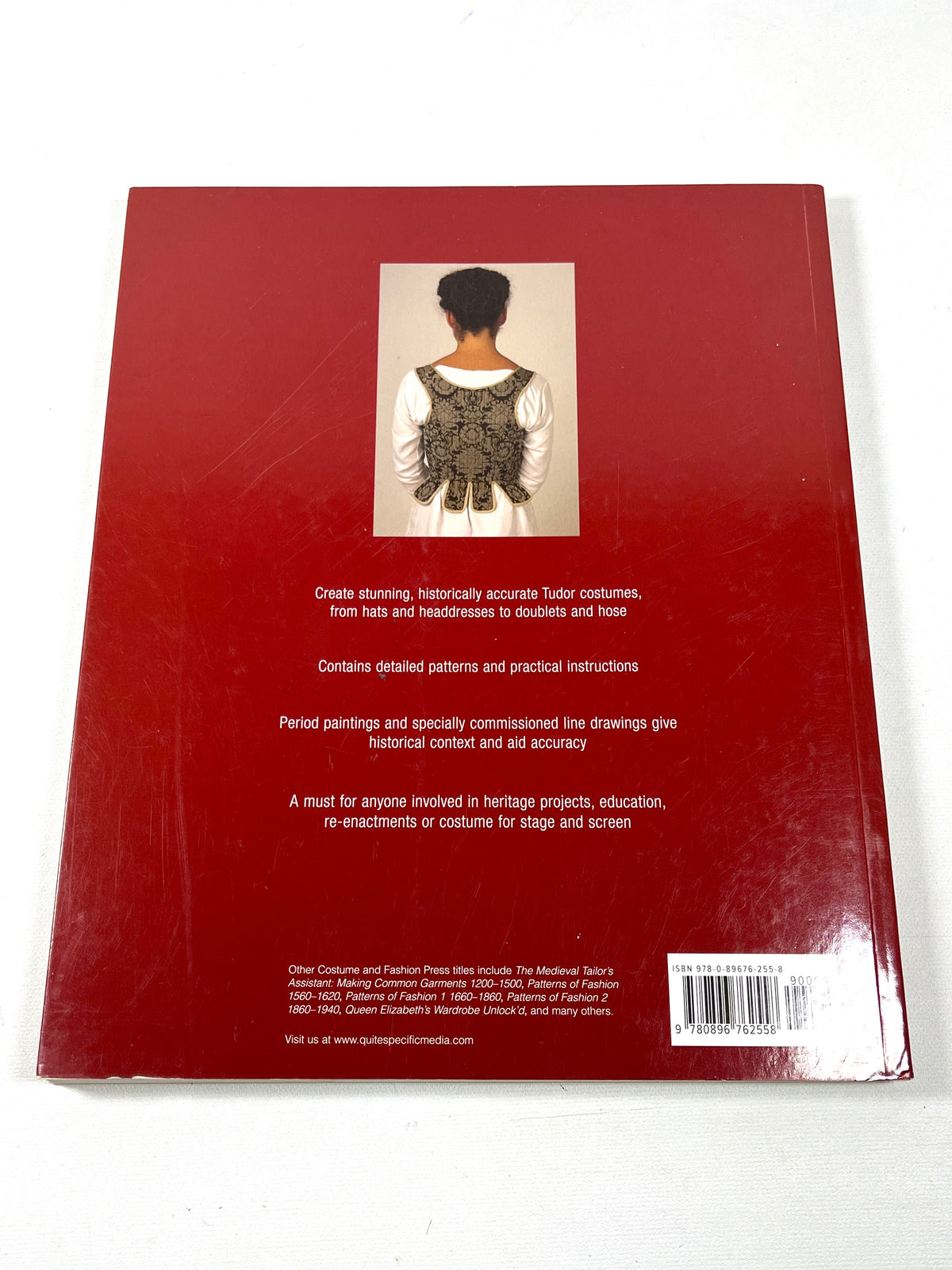 The Tudor Tailor: Reconstructing 16-Century dress, 2020 re-print, Near Fine softcover