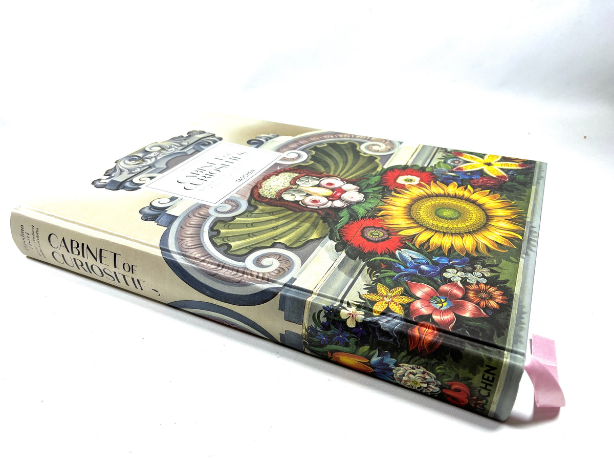 Massimo Listri, Cabinet of Curiosities, Taschen 2020, Very Good hardcover