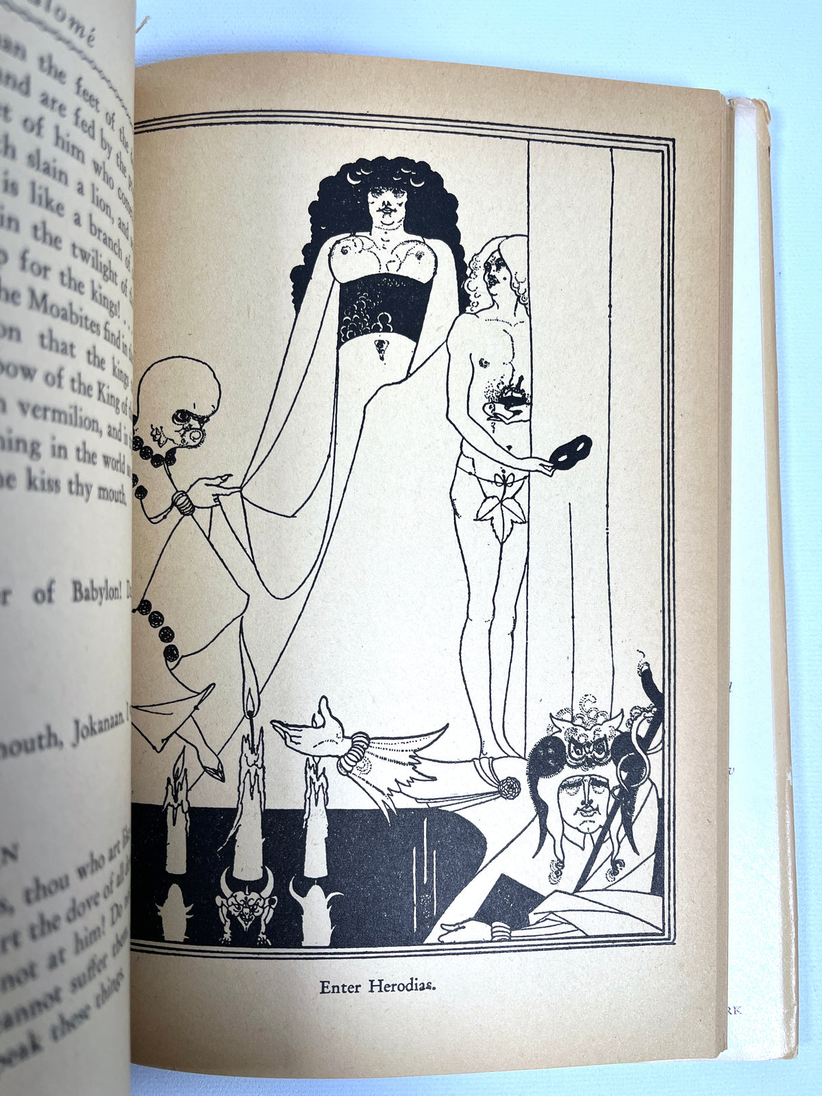 Salome, Oscar Wilde, Aubrey Beardsley, Very Good + HD, Good DJ