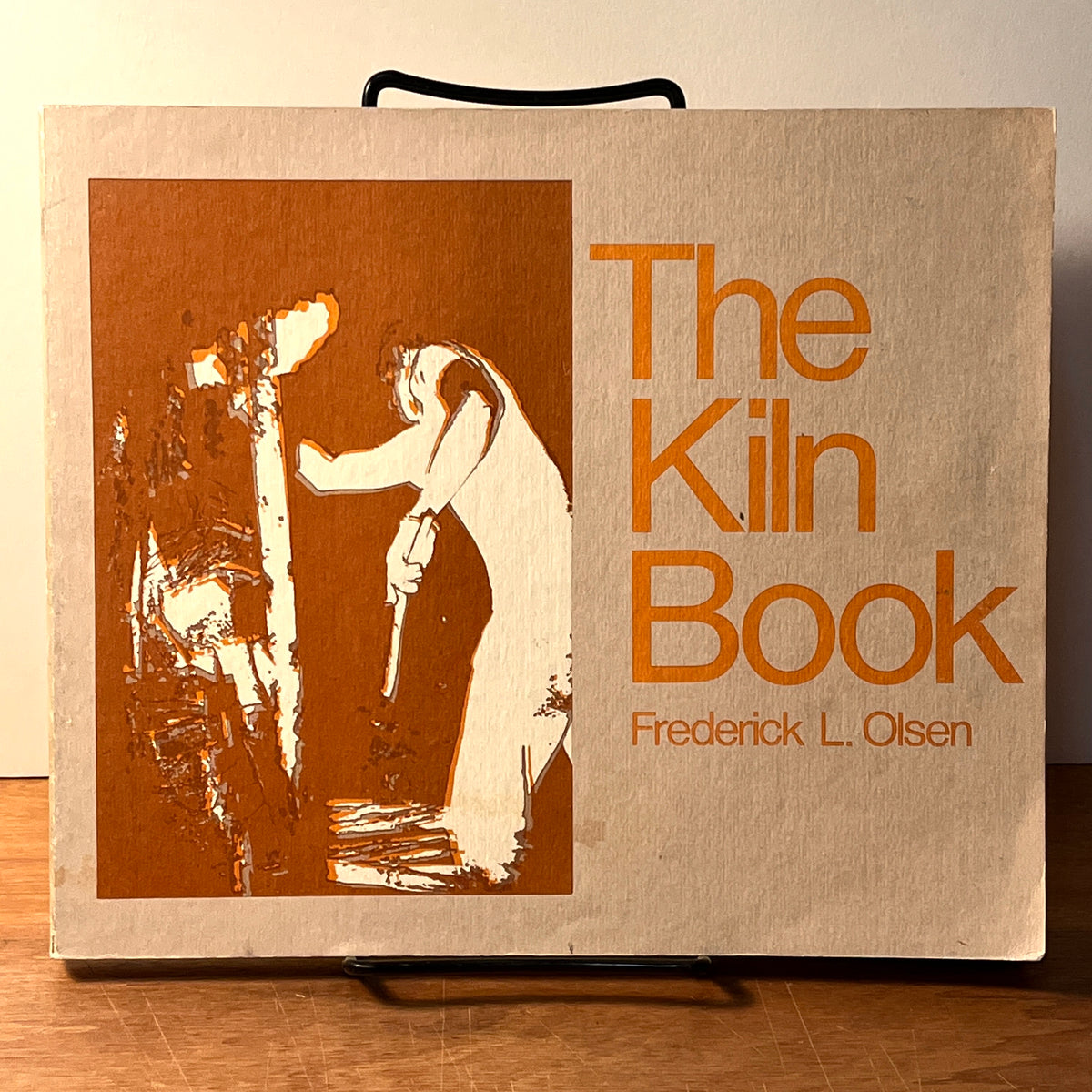 The Kiln Book, Frederick L. Olsen, Keramos Books, 1st Ed., 1973, Very Good