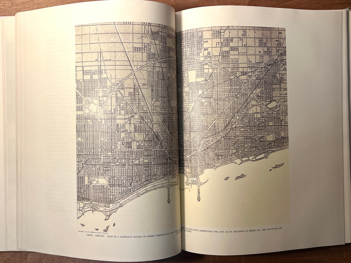 Plan of Chicago. D. H. Burnham, E. H. Bennett, Da Capo, 1970, NF 1st ed.