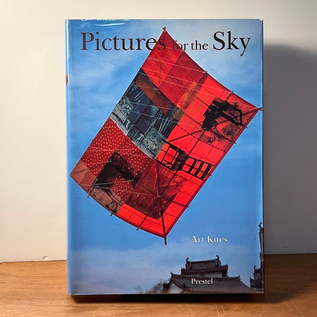 Pictures for the Sky: Art Kites, Paul Eubel, Prestel, 1992, Fine w/DJ