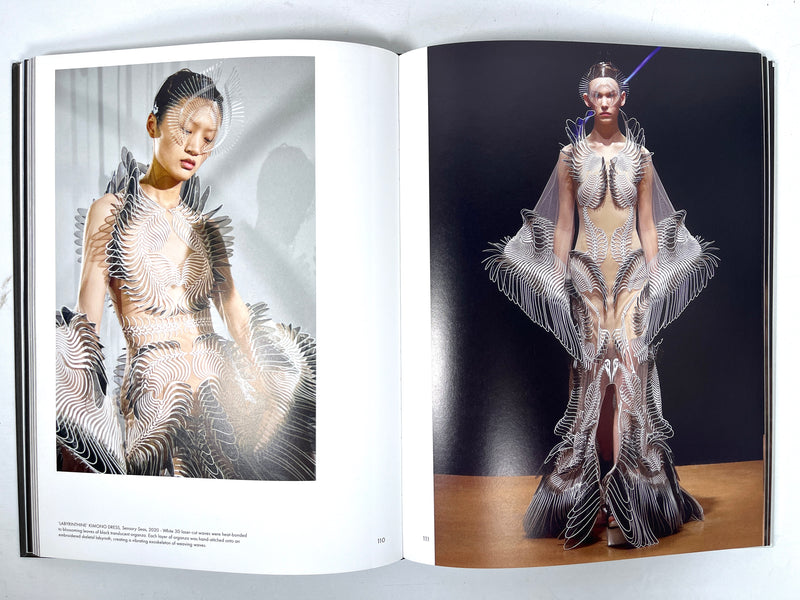 Iris van Herpen: Sculpting the Senses, Les Arts Décoratifs, 2023, Near Fine SC