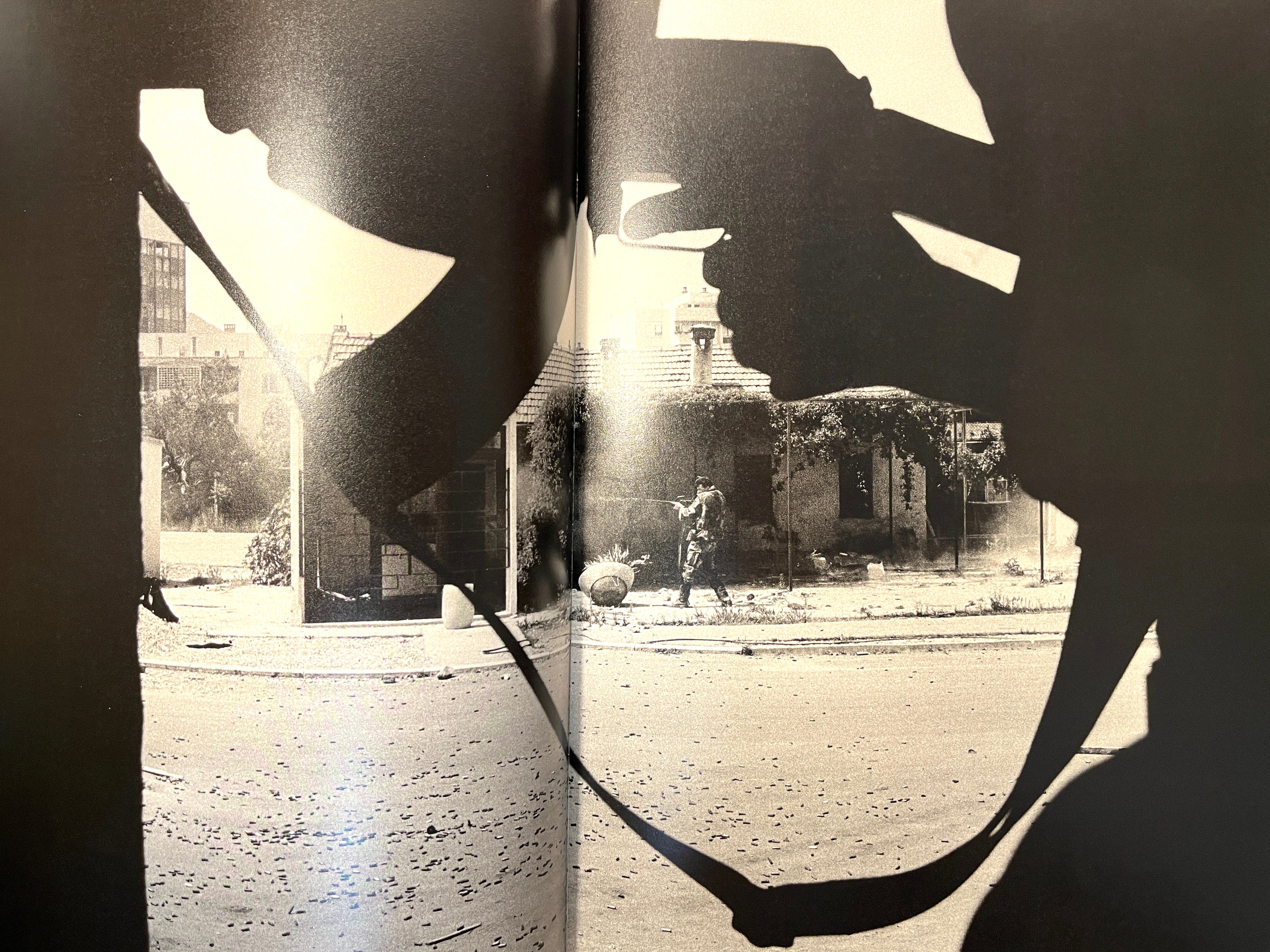 INFERNO JAMES NACHTWEY ジェームズ・ナクトウェイ写真集 Buy Inferno by James Nachtwey online – Setanta Books