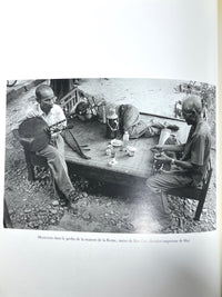 Capitales Oubliees: Hue - Vietnam, Anne Garde, 1994, Very Good softcover