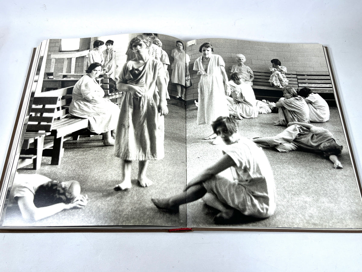 An Auto-Biography: Richard Avedon, First Edition, 1993, Near Fine hardcover w/dust jacket