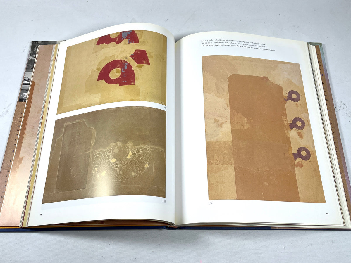 Santiago Uribe-Holguín, Tras las huellas del tiempo, 2003, SIGNED, Near Fine hardcover w/DJ