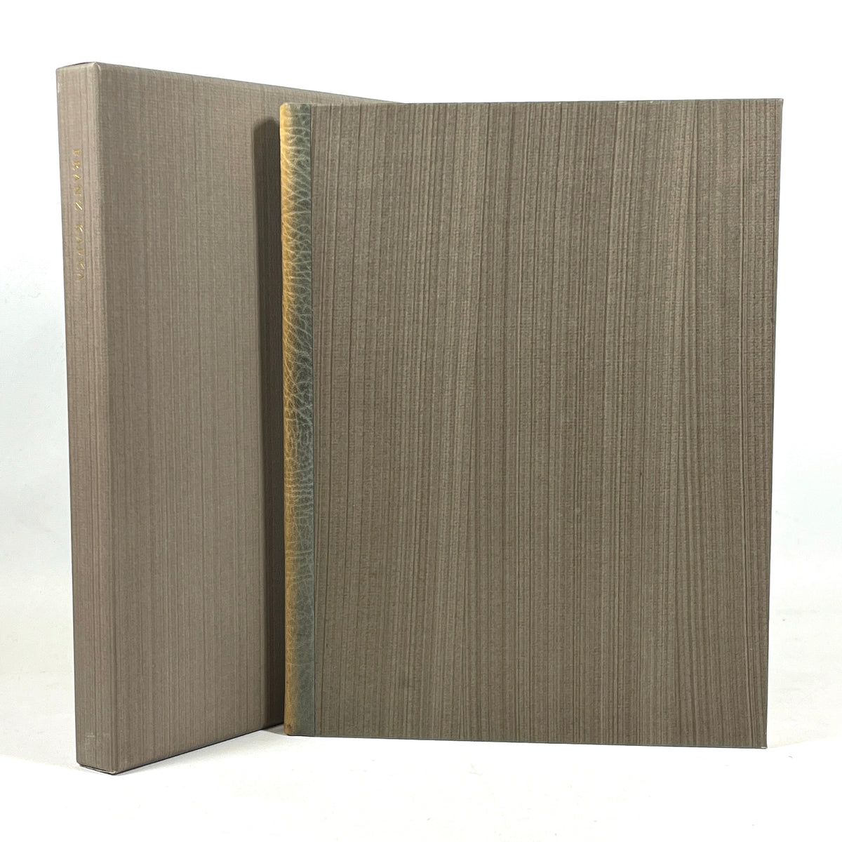 Kafka, Metamorphosis, José Luis Cuevas, SIGNED, 1984, Very Good+ hardcover w/slipcase