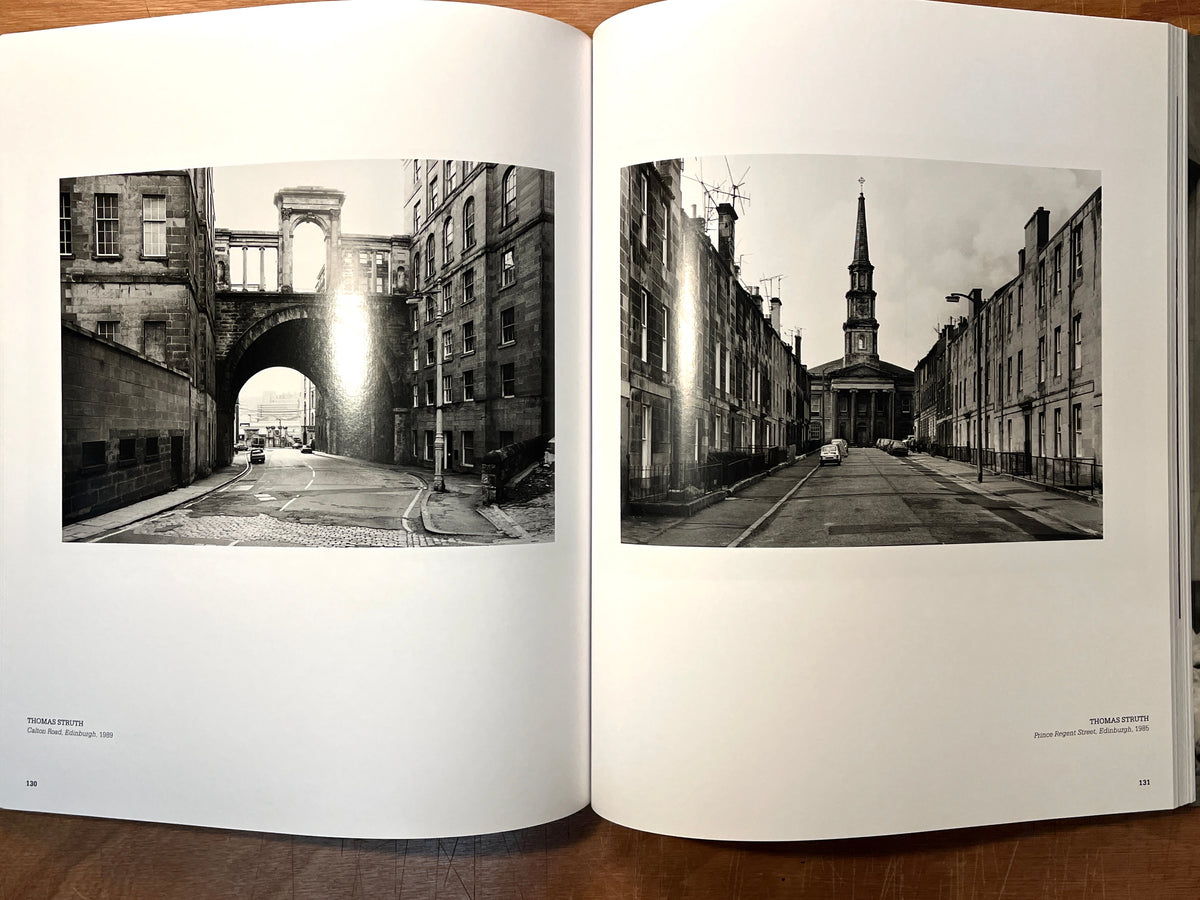 Open City: Street Photographs Since 1950, Museum of Modern Art Oxford, SCARCE, 2001, SC, NF.