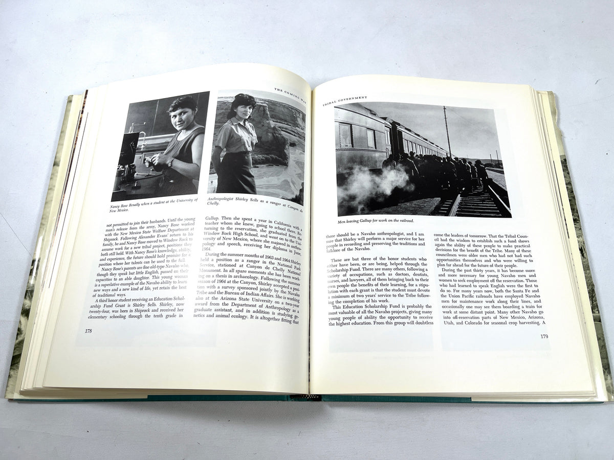Laura Gilpin, The Enduring Navaho, University of Texas 1975, Very Good HC, Signed