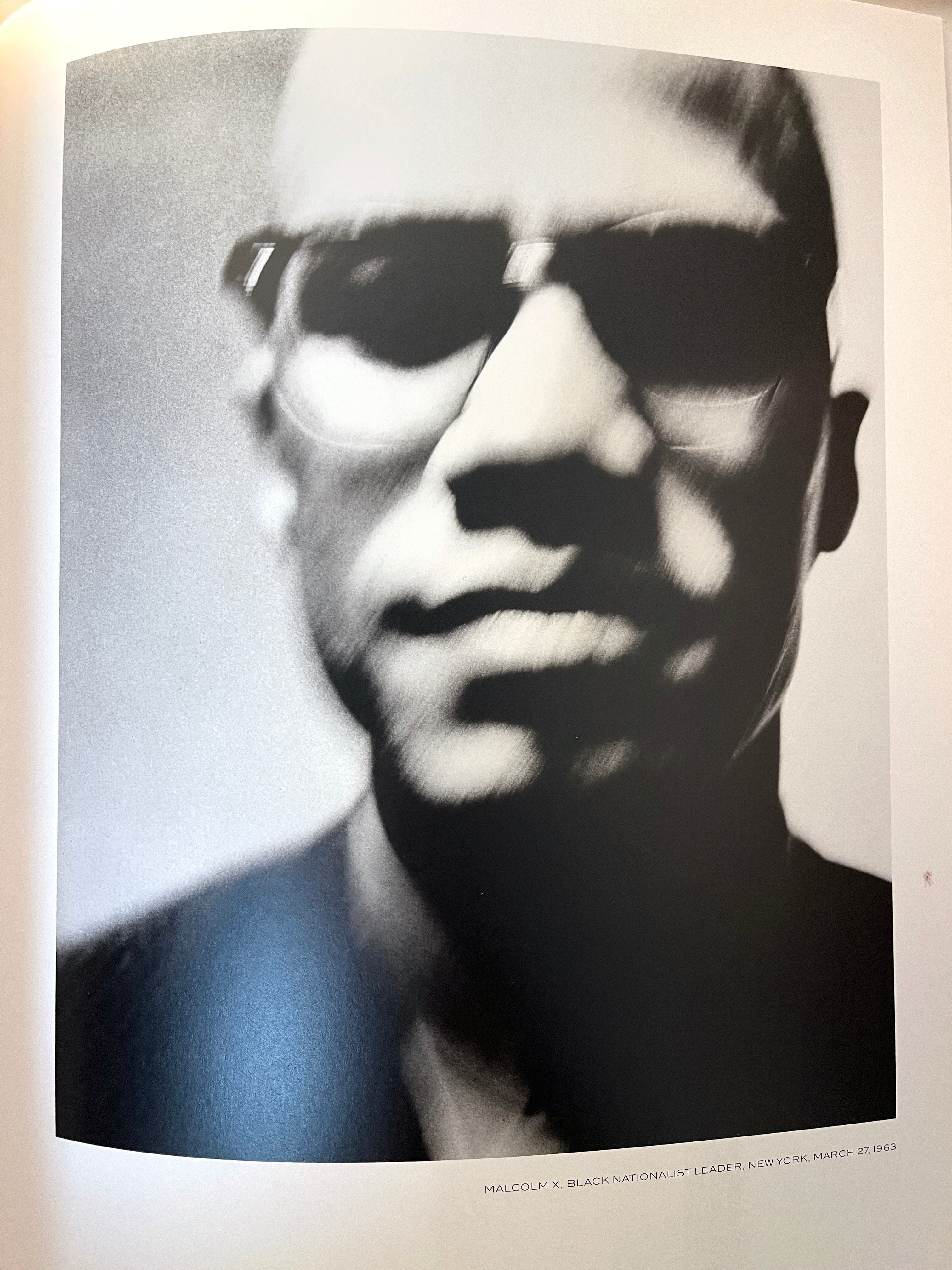 【Richard Avedon: Photographs 1946-2004】 NEW VERSION] - RICHARD AVEDON 1946 2004 PHOTOGRAPHY BOOK - YouTube